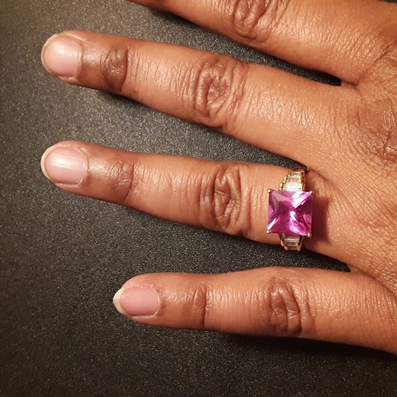 Vintage Bright Pink Stone Ring Stamped 925, Size 9 - Picture 8 of 11